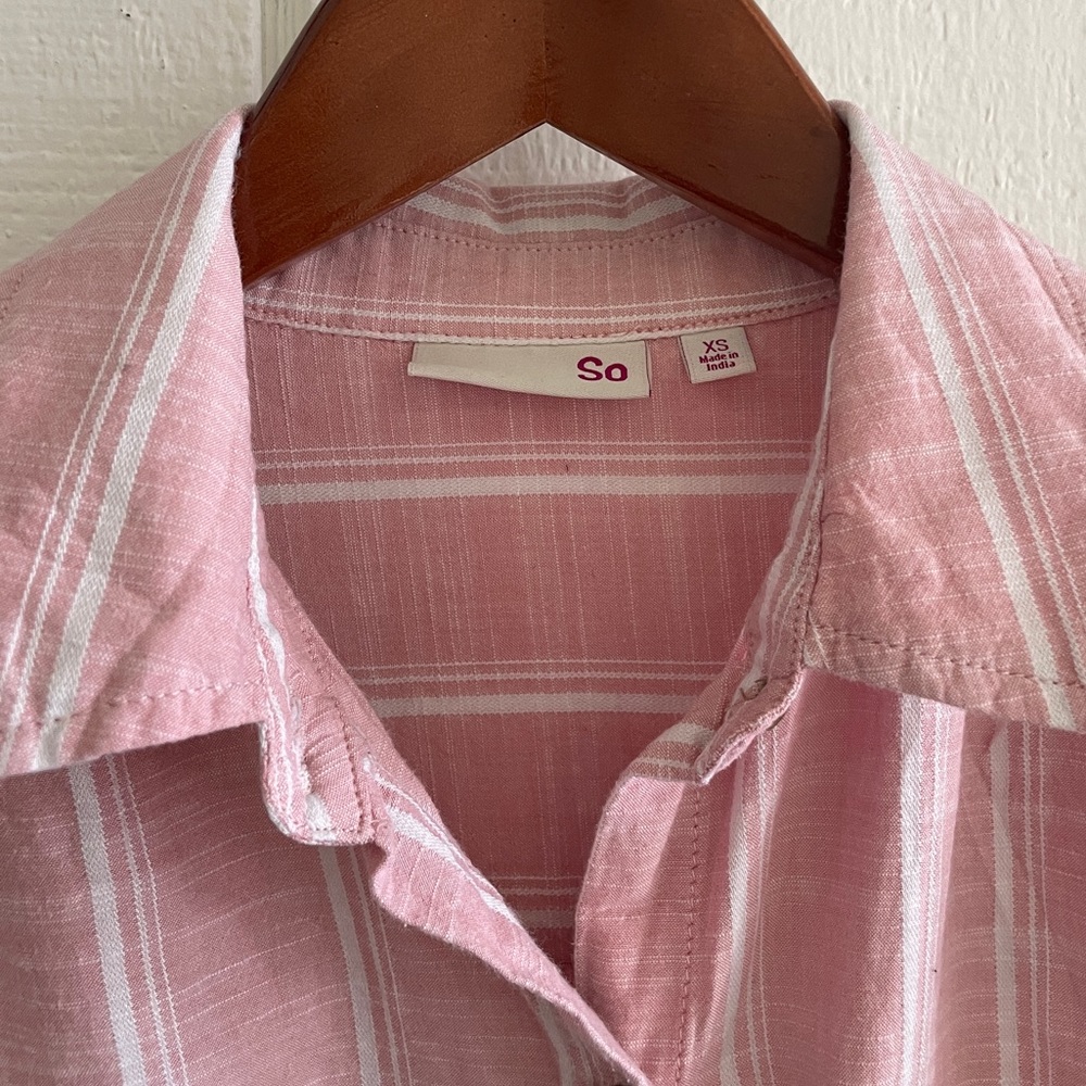 SO Pink & White Stripe Short Sleeve Button Down X-Small - Picture 4 of 5
